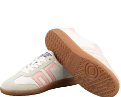 Back 70 Cloud 2505 sneakers