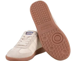 Back 70 Juta 2504 Sneakers