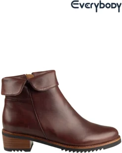 Everybody Betty Enkellaarzen