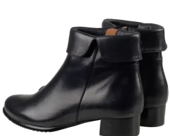 Everybody Brittney Enkellaarzen