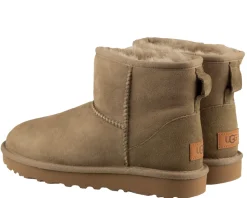 UGG Classic Mini Enkellaarzen