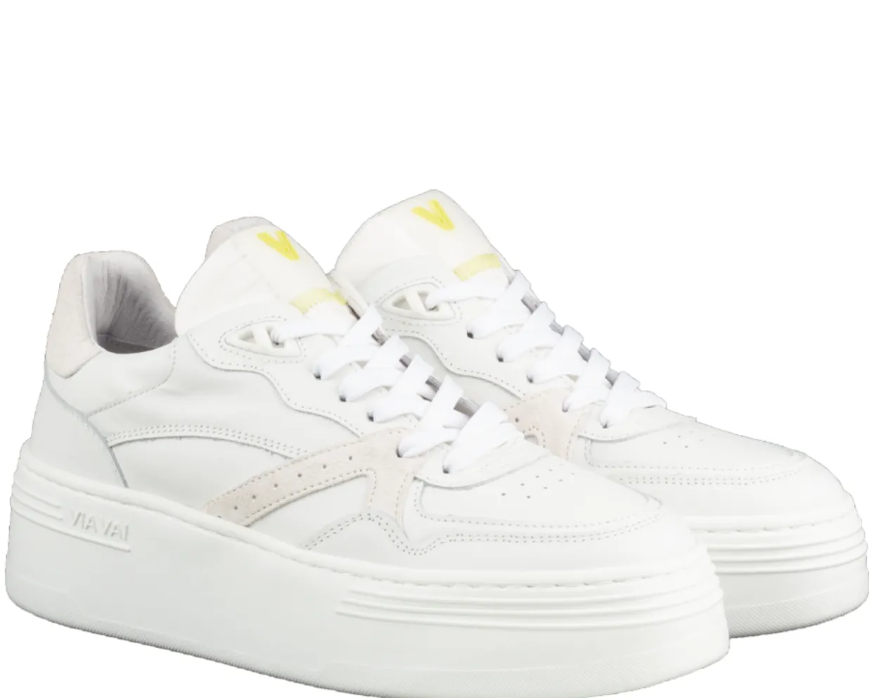 VIA VAI Isa Bo Sneakers